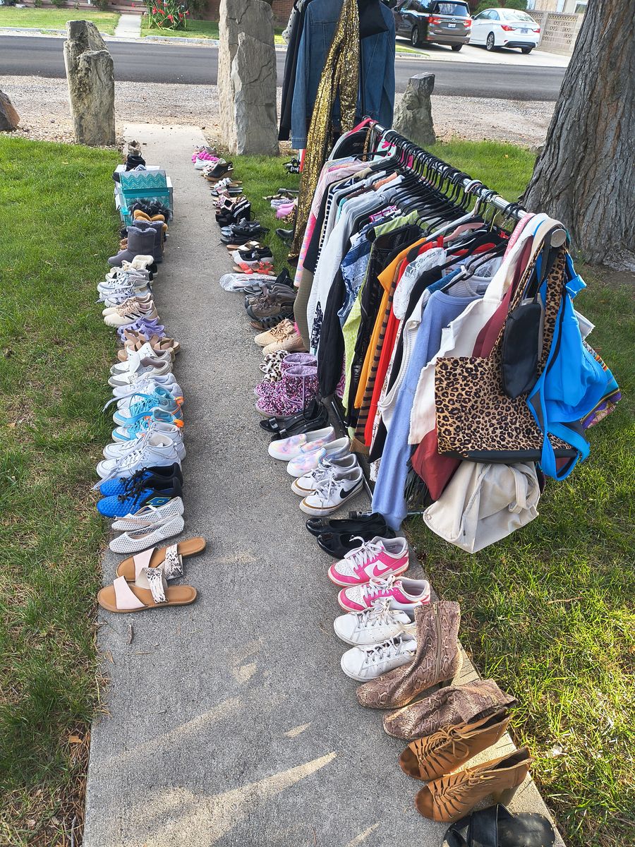 Yard sale Saturday18th.