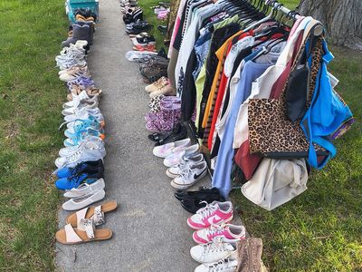 Yard sale Saturday18th.