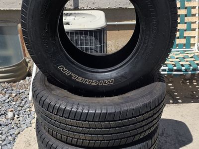 Set of 4 Michelin Defender LTX M/S P265/70R16 All-Season