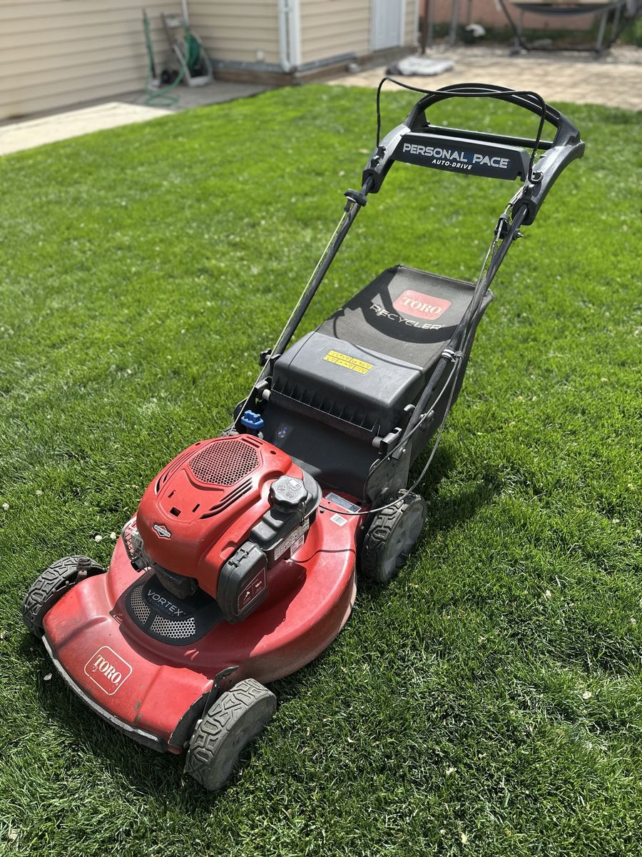 Toro 22 Recycler Personal Pace Mower