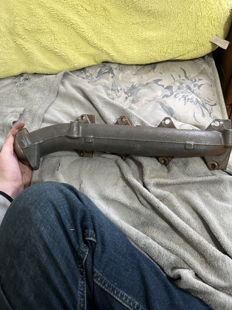 4.6 Triton Passenger Side Exhaust Manifold