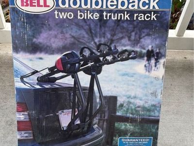 Bell Doubleback Two-Bike Trunk Rack - Car Mount Bicycle Carrier