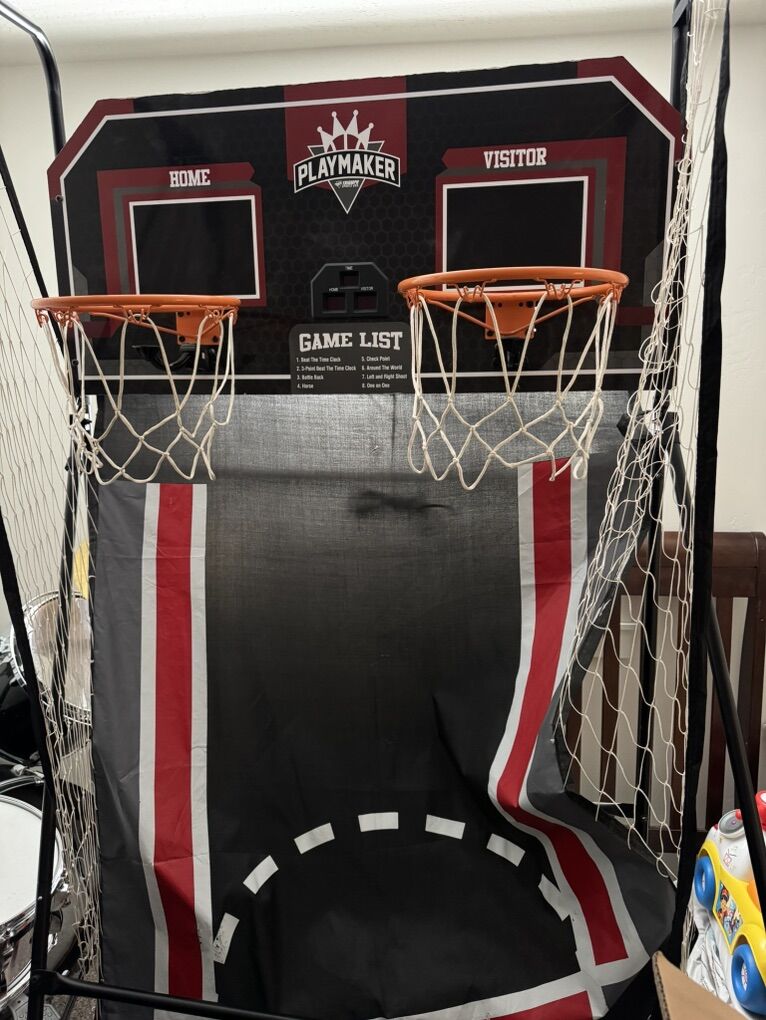 Double Hoop Shootout Basketball Game