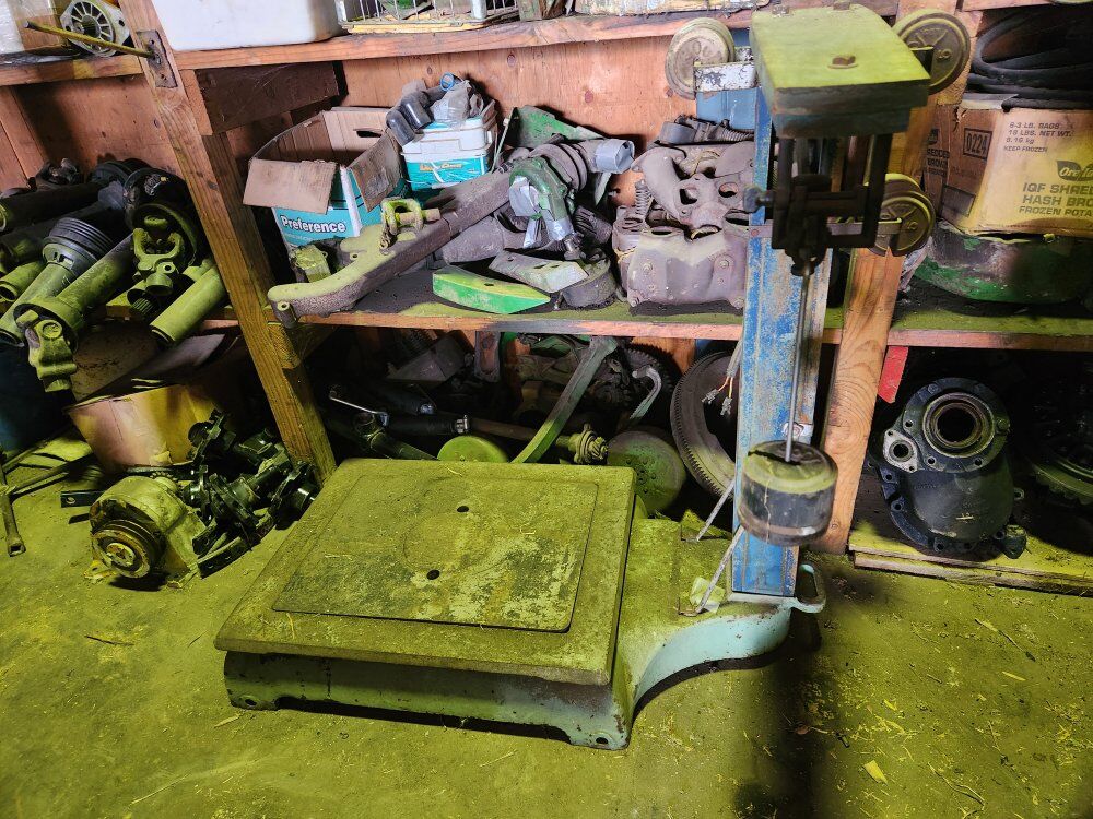 Antique Plateform Scale