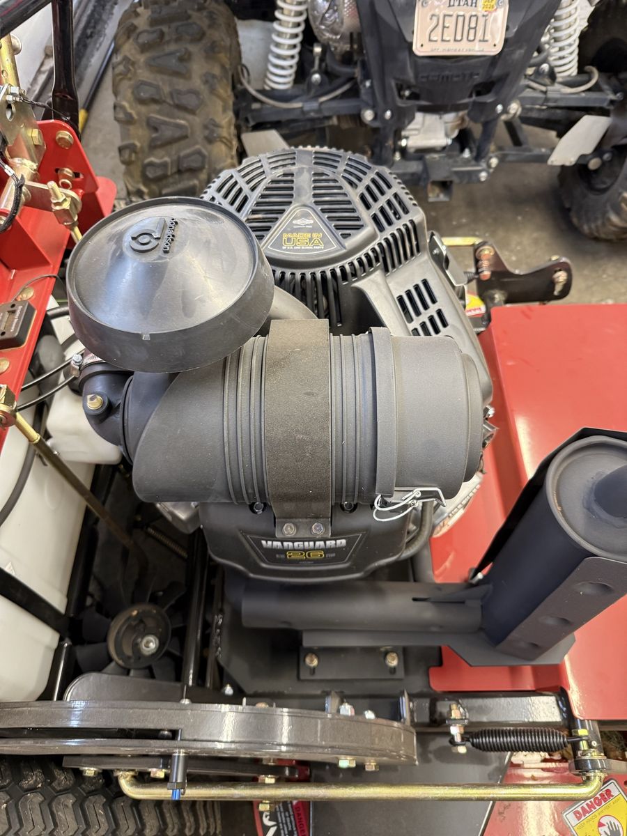 Main image 3