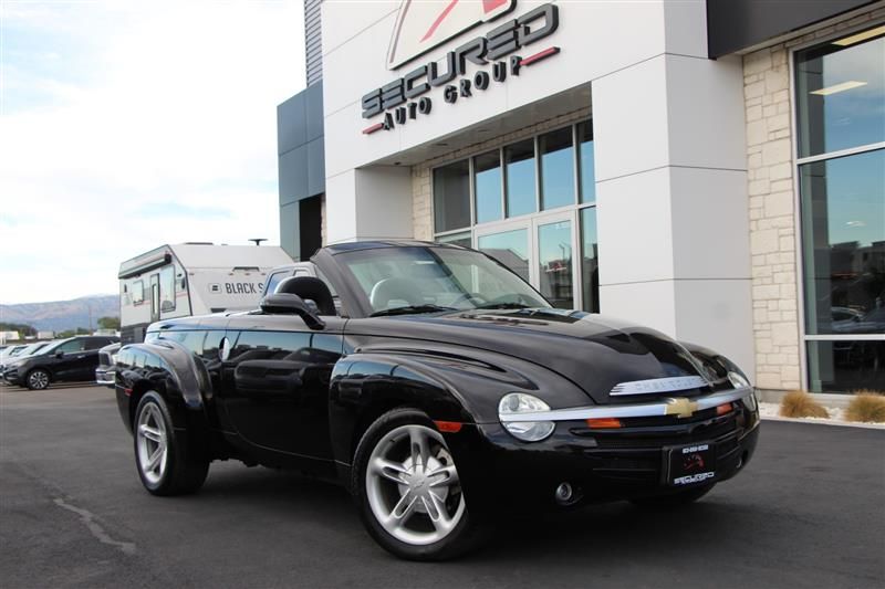 2004 Chevrolet SSR LS
