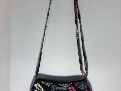 Vera Bradley Quilted Floral Pattern Crossbody Purse Shoulder Bag