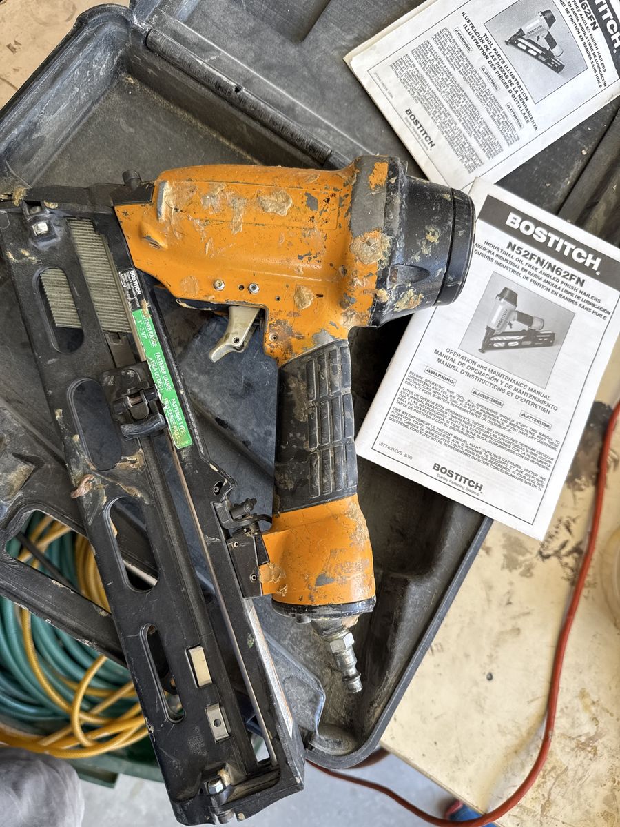 Bostitch N52FN/N62FN Industrial Oil-Free Angled Finish Nailer - Durable & Reliable OBO for Lot