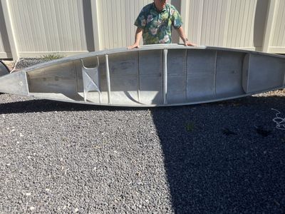 15’ aluminum canoe
