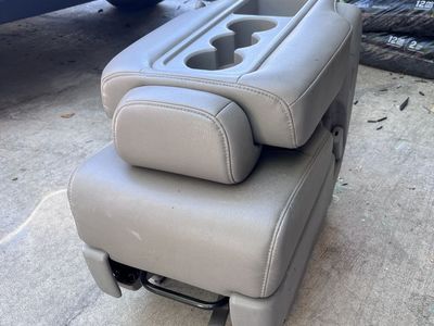 2011-2017 Honda Odyssey 2nd Row Middle Jumpseat With Cup Holders
