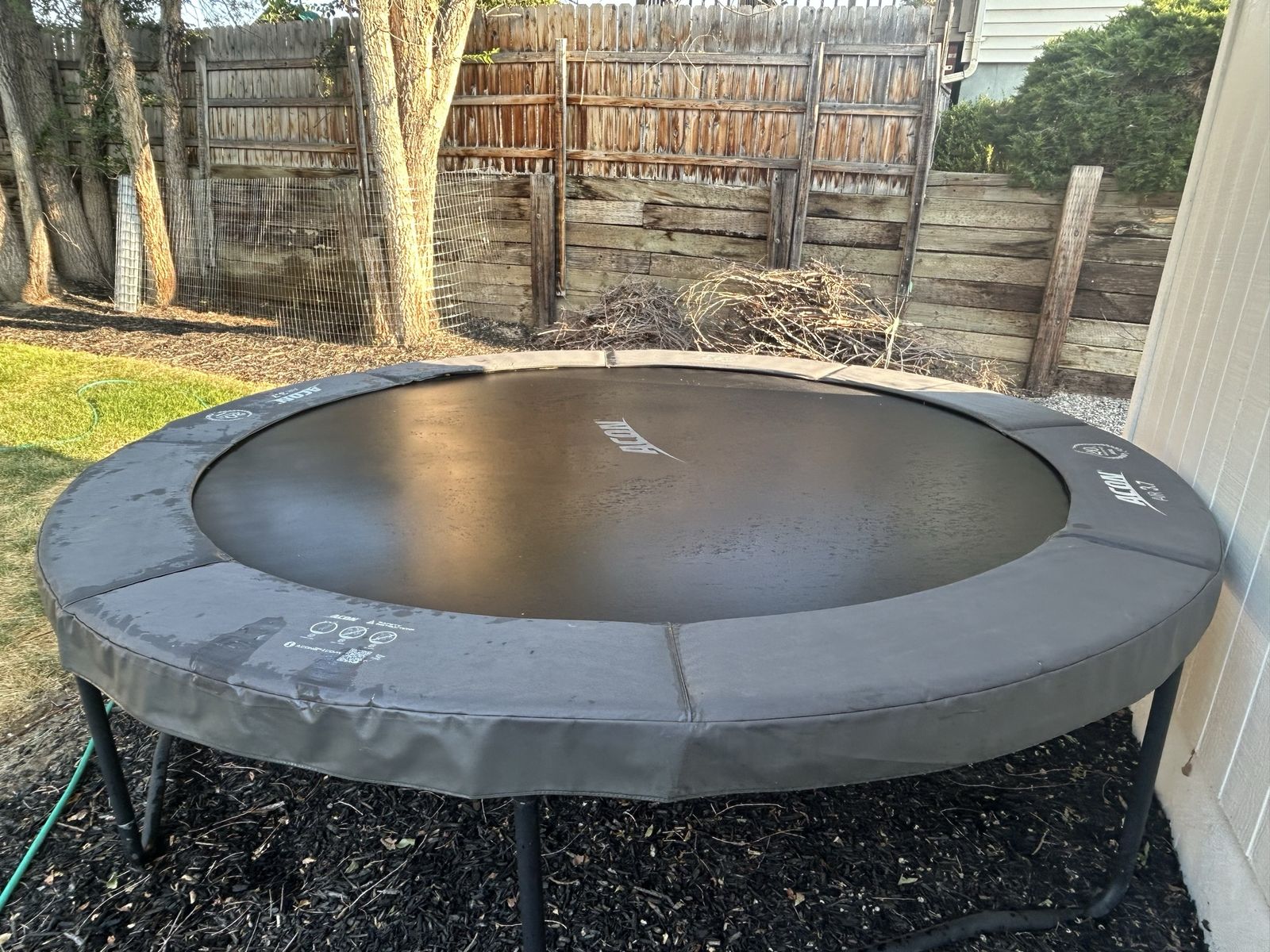 Acon Air 3.7 Round 12ft Outdoor Trampoline