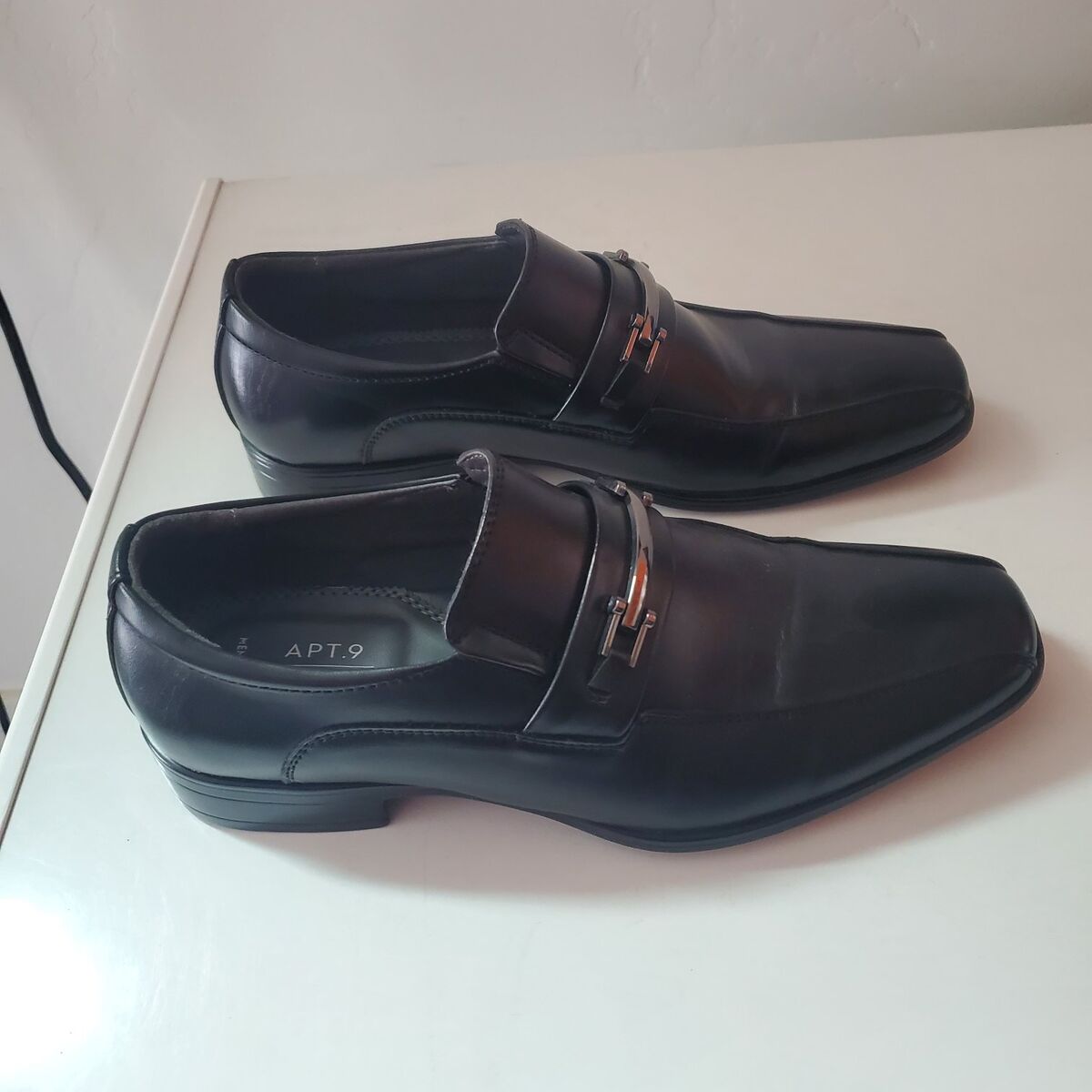 dress shoes