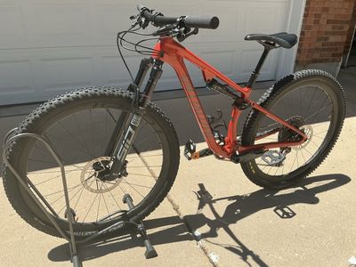 2021 Specialized Evo Expert MTB, size XS (4’10-5’3” rider height)