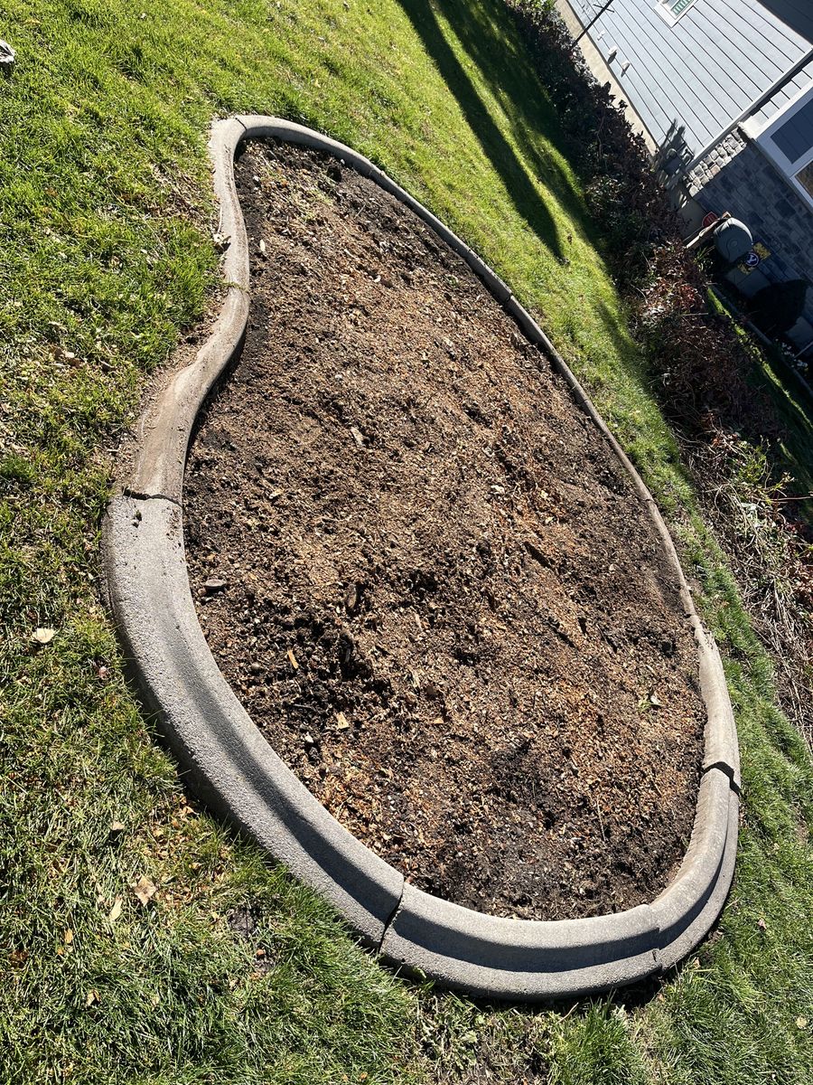 Large Flowerbed Cement Edging