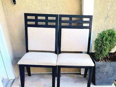 Black metal w/cream Cushions