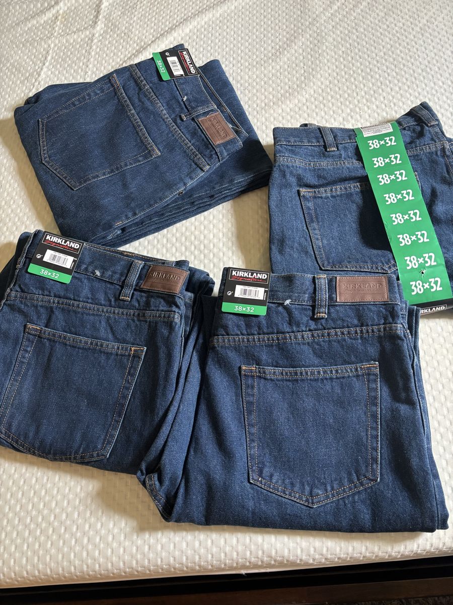 Kirkland Signature Men's Blue Jeans 38x32 - 4 Pair Lot Brand New with Tags