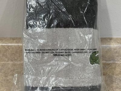 Lacoste Bath Towel 30x52 Grey Block with Crocodile Logo