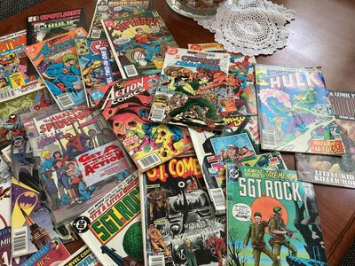50 Comic books. DC. Marvel older collection
