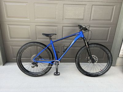 Specialized Hard Tail Mountain Bike