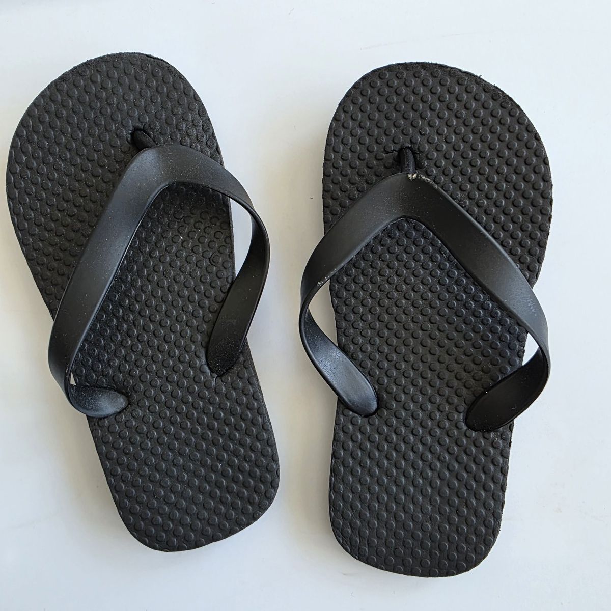 Kids flip-flops size 11-12