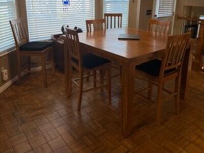 Dinning Room Table