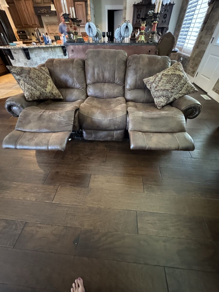 Brown Reclining Sofa Couch Loveseat with Nailhead Trim and Throw Pillows