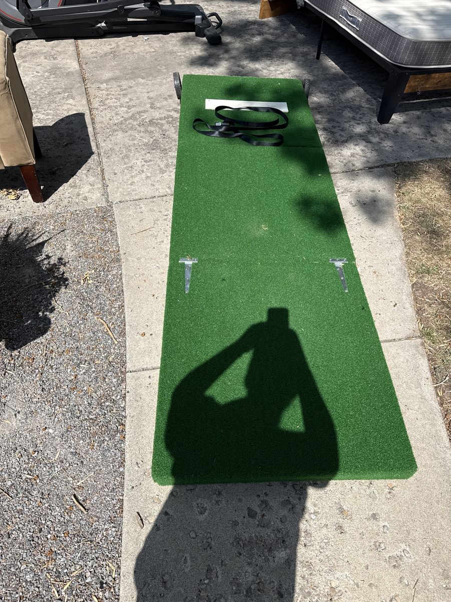 Portable Folding Baseball Pitching Mound with Turf and Wheels
