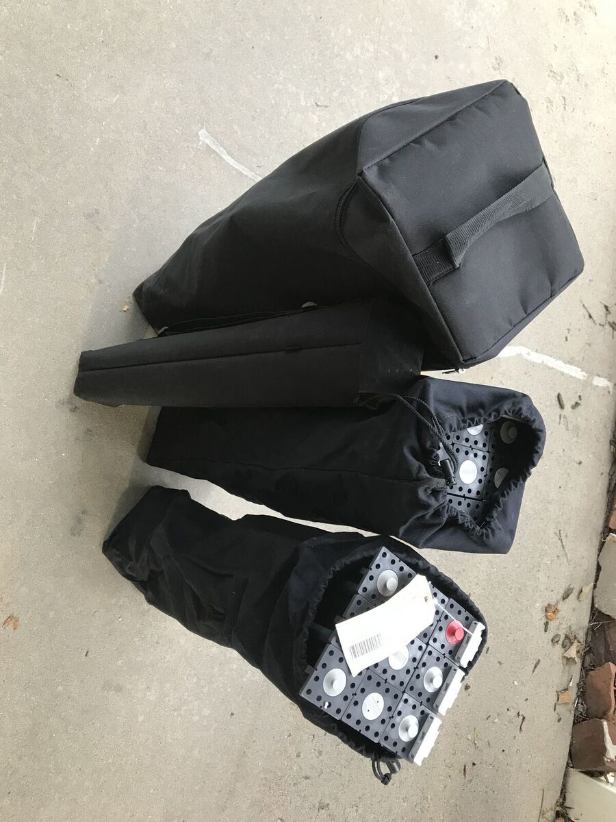 Magnetic tradeshow display nimlock frame, lights all in new condition, highlight your work!