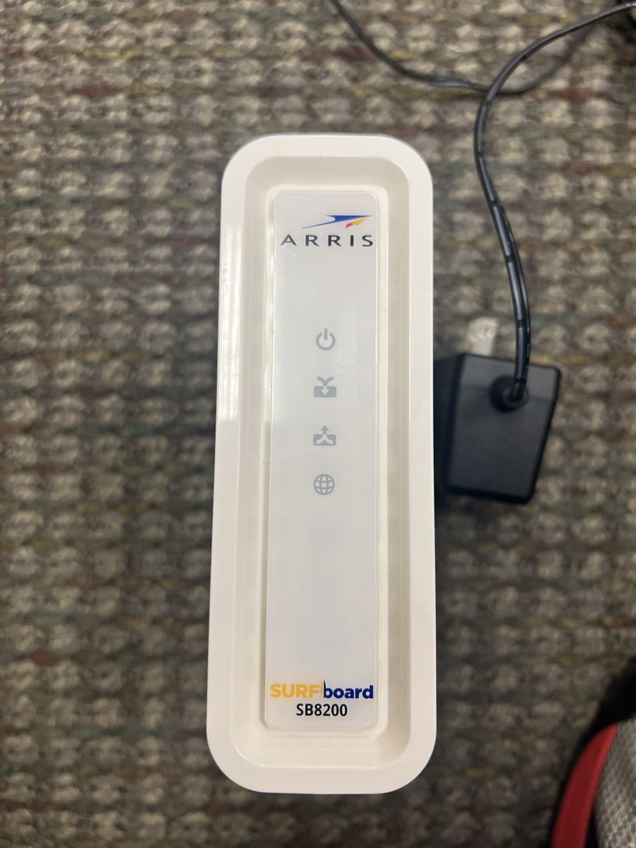 Surfboard SB8200 Cable Modem