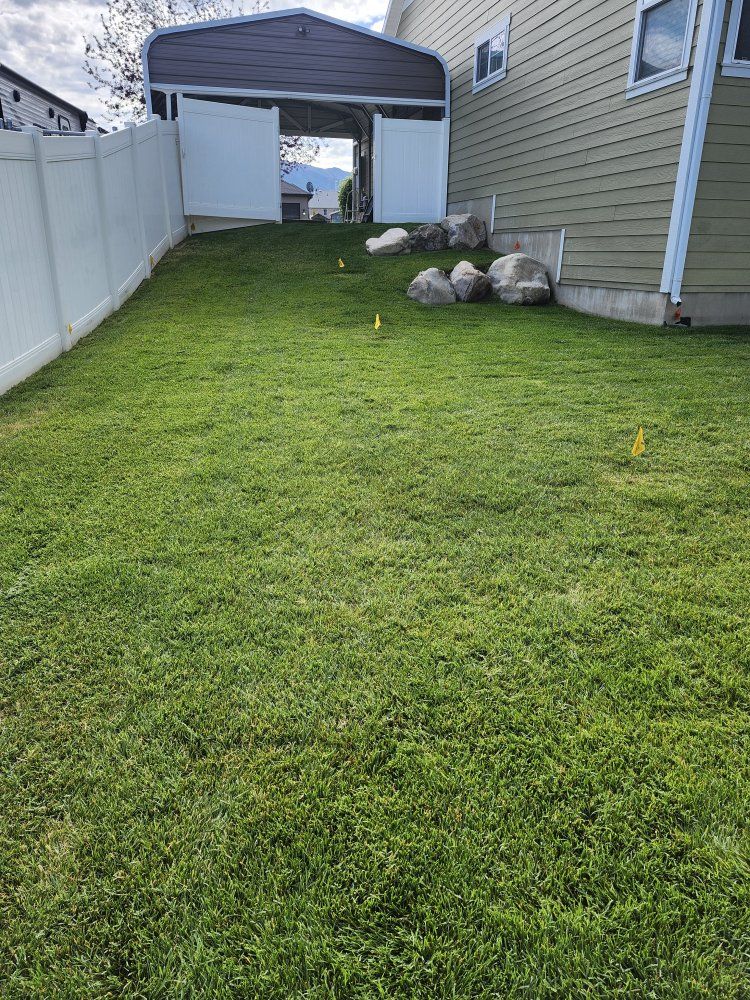 Artificial Turf for Home or Garden - Green, Durable, Low Maintenance