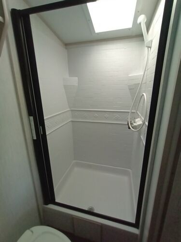 Main image 6