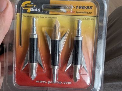 100g Gold Tip mechanical broad heads