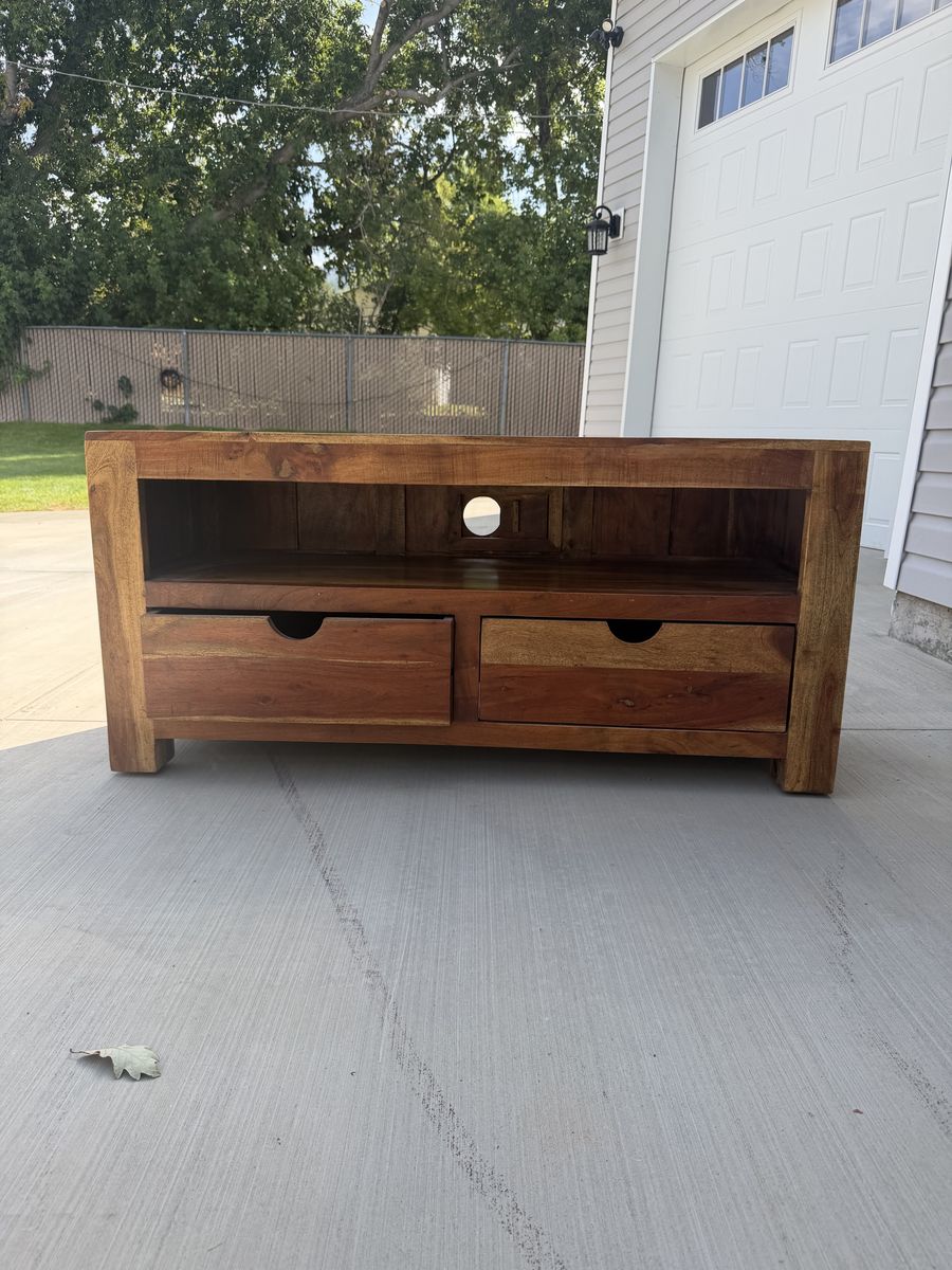 Solid Wood Media Console / TV Stand 2 Drawers 4' wide