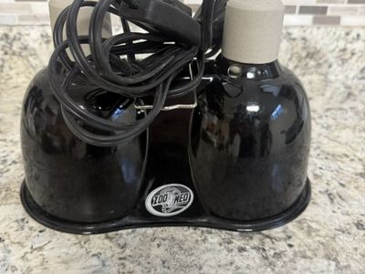 Zoo Med Dual Reptile Heat Lamp Fixture