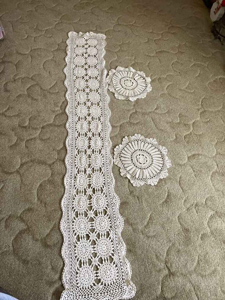 Beautiful Piano Top Lace Cover And Doilies