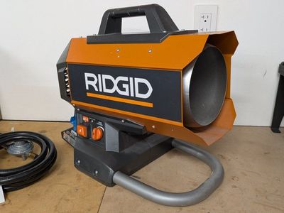 RIDGID R8604242 Hybrid Forced Air Propane Heater 30,000-60,000 BTU/hr