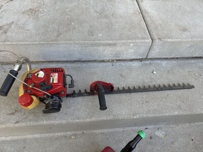 30 Inch Shindaiwa Hedge Trimmer