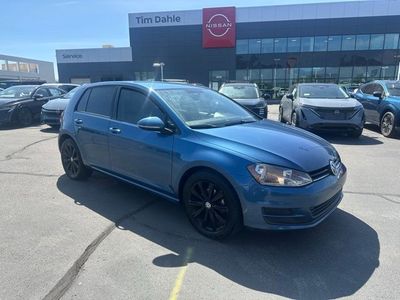 2016 Volkswagen Golf TSI S