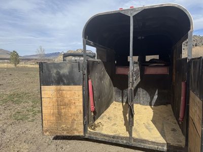 2 Horse Trailer Need Gone