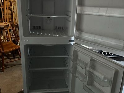 Magic chef small fridge
