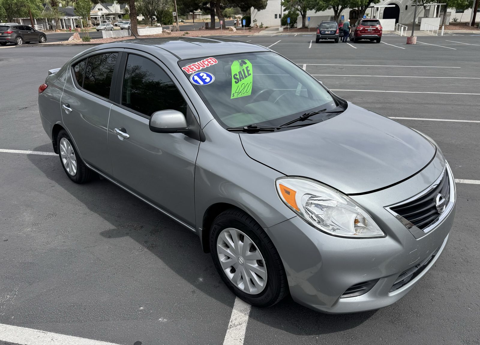 2013 Nissan Versa 1.6 SV