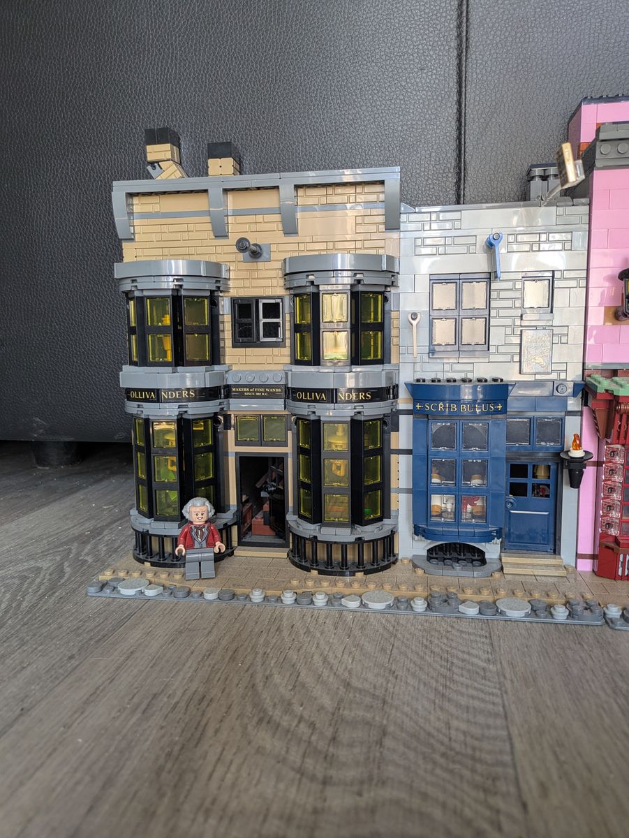 Main image 5