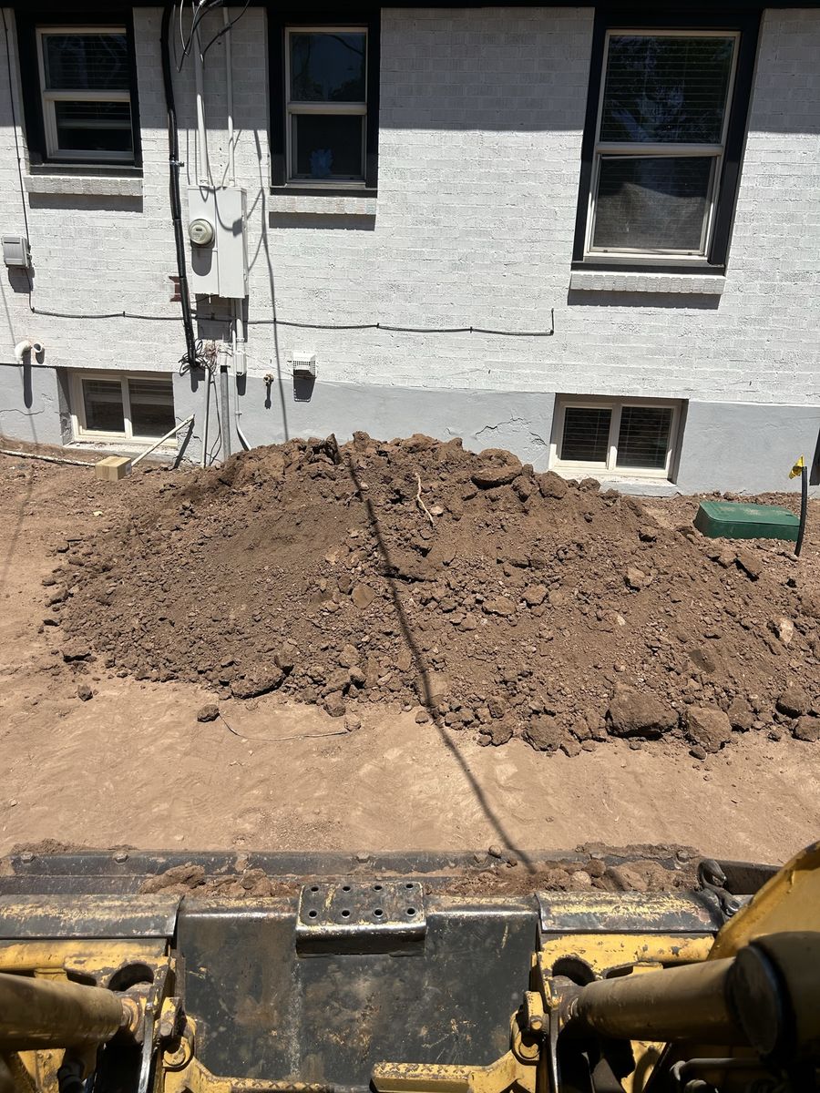 Free fill dirt