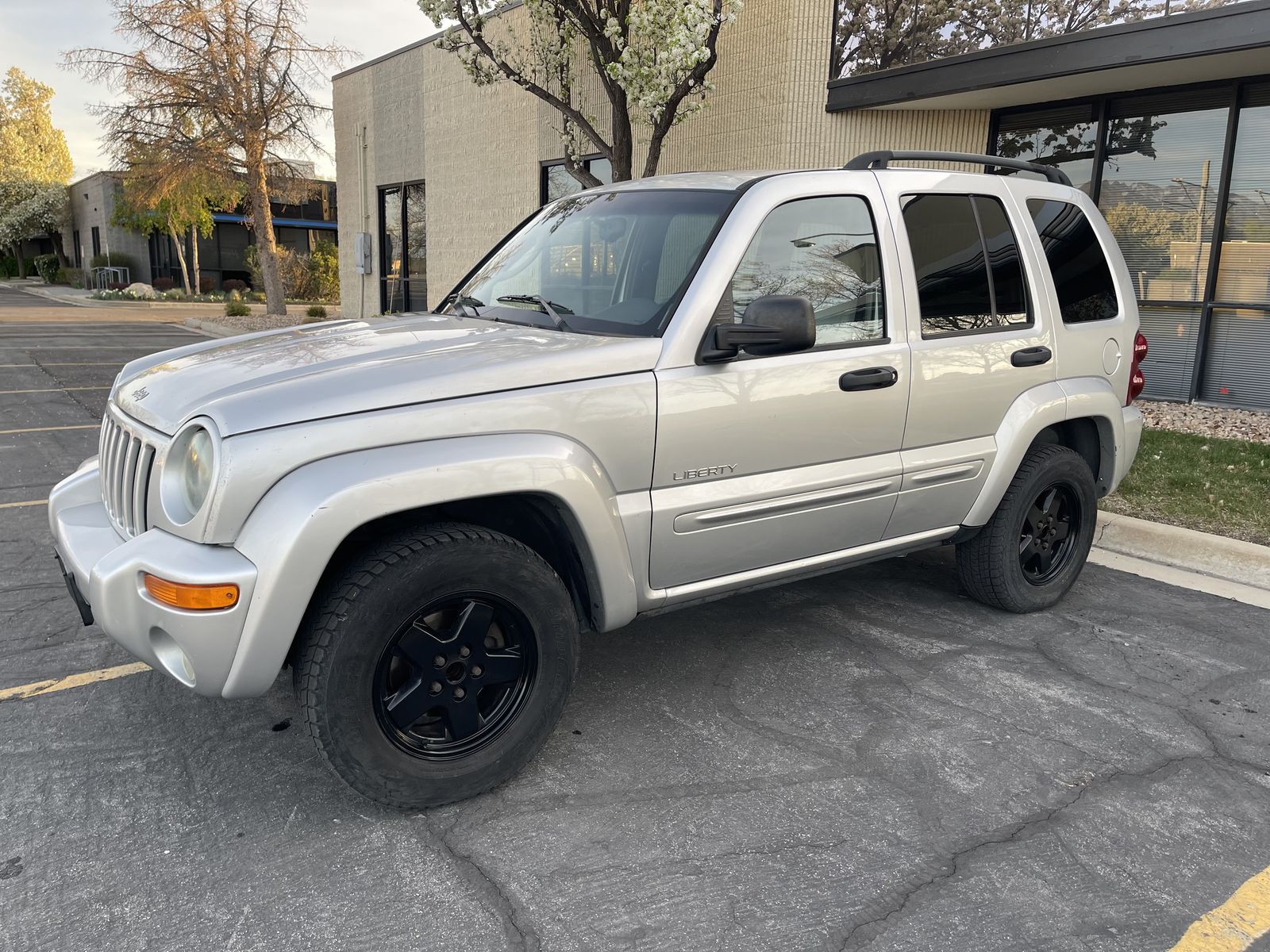2004 JEEP LIBERTY Limited