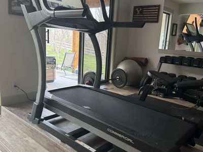 2020 Nordic Track x32i Treadmill