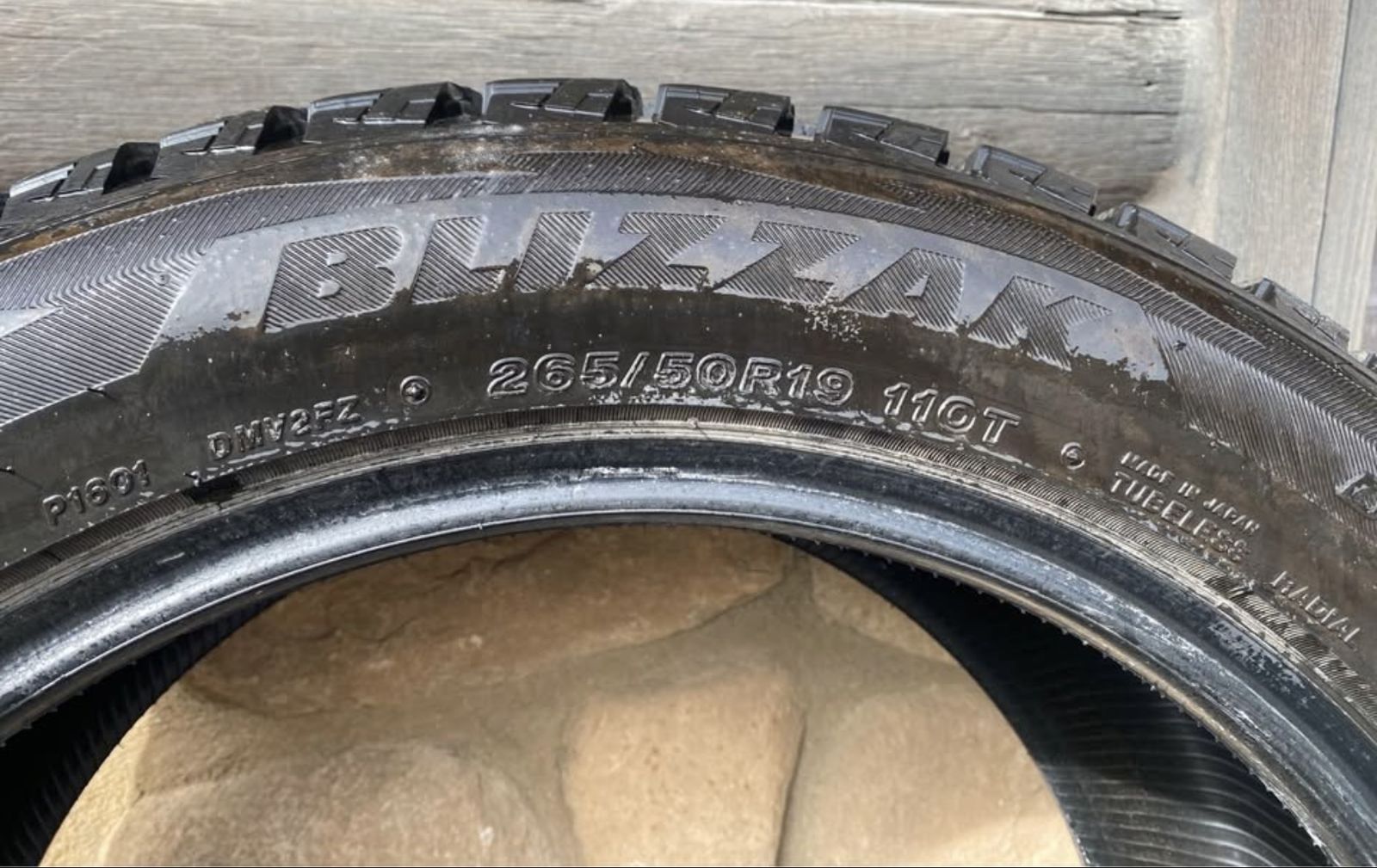 Blizzak 265 / 50 R19
