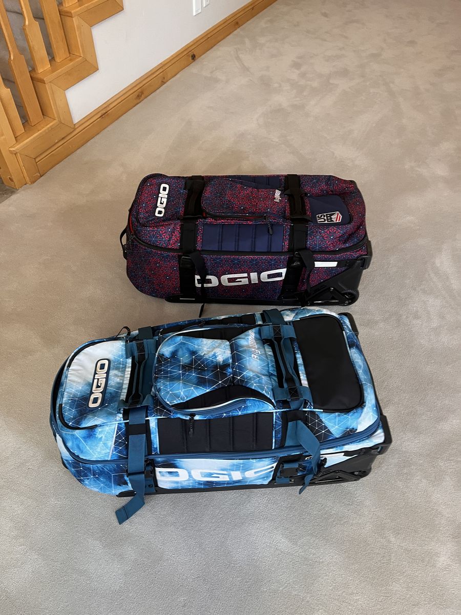 Ogio RIG 9800 travel bags
