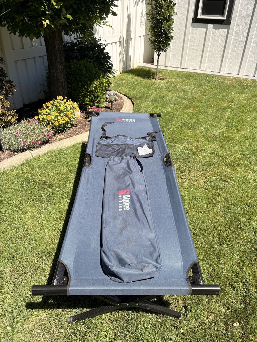 Alpine Design 6ft Aluminum Frame Camping Cot with Carry Bag and Accessory Bag
