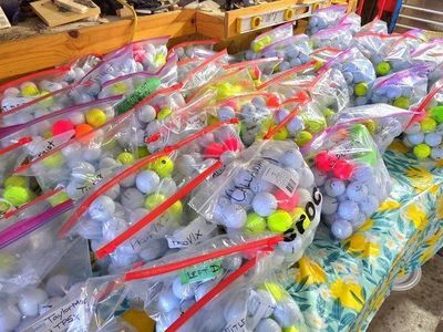 Golf balls, like new
