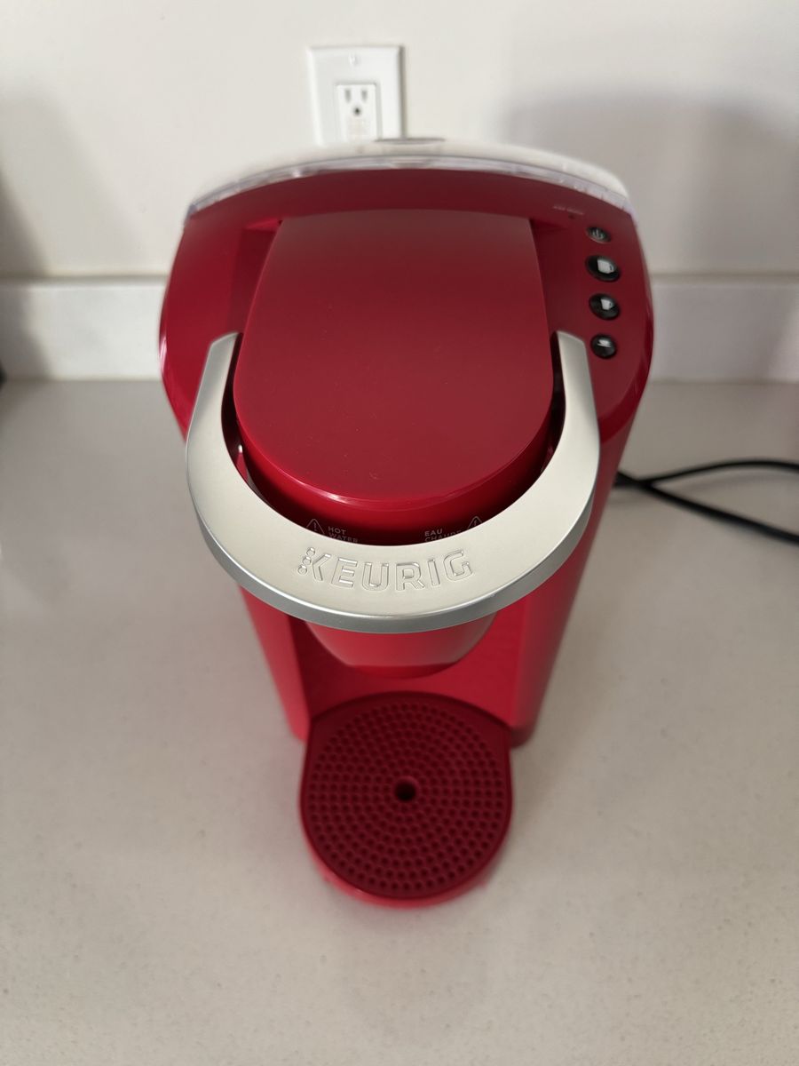 Keurig K-Classic Single Serve Coffee Maker Red